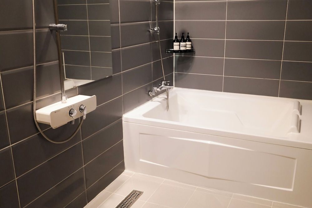 Hotel Insomnia Suite Twin Room 10