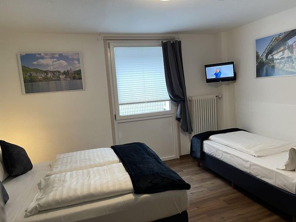 Residenz Hotel Wuppertal Economy Triple Room, 3 Twin Beds 4