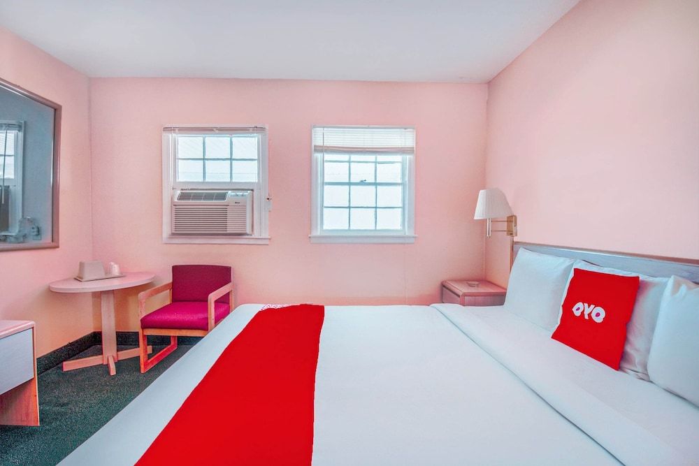 OYO Hotel Durham West Hills Room, 1 Double Bed, Smoking 3