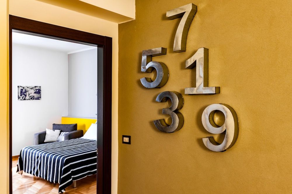 Travel Station City Triple Room 6