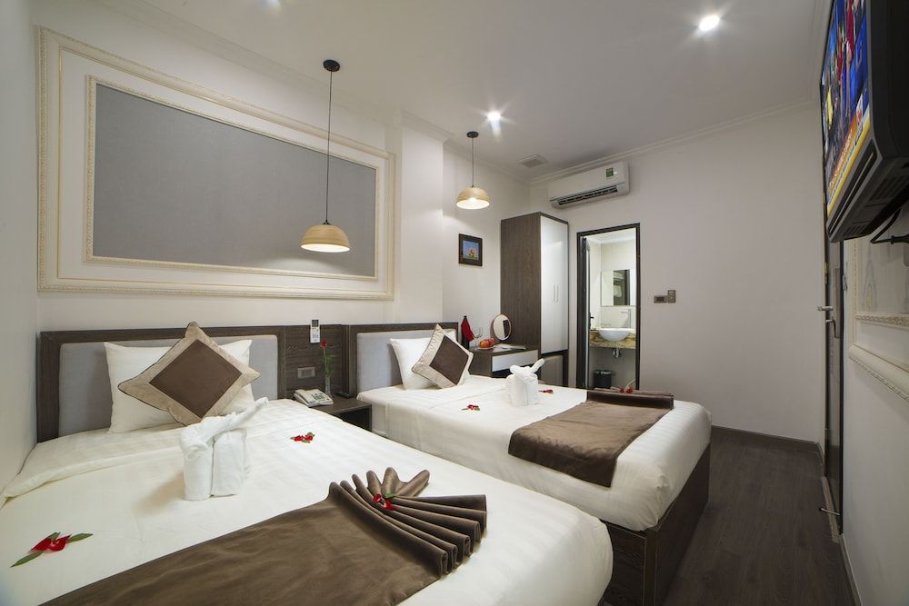 undefined Galliot Central Hotel 6