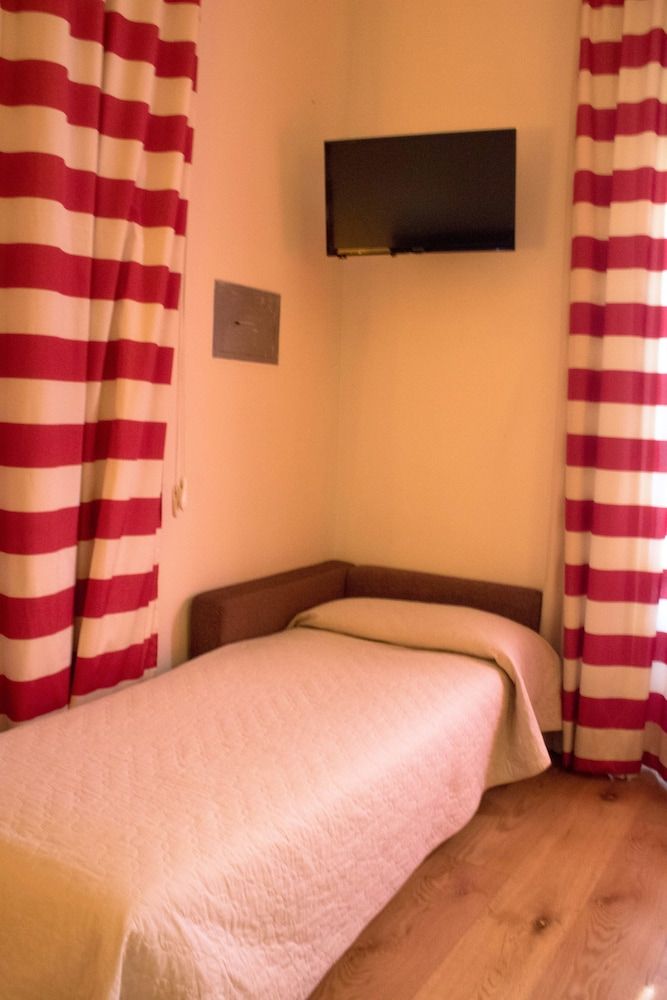 Country Hotel Le Querce Superior Triple Room 6