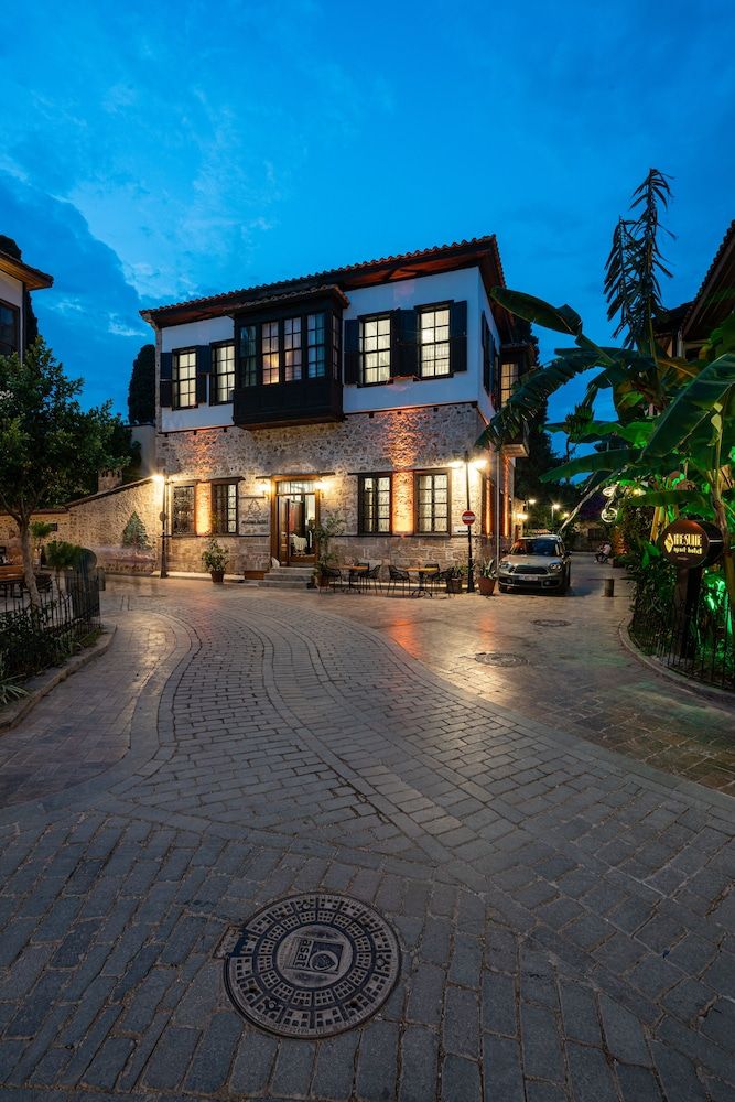 undefined Cedrus Hotel 10