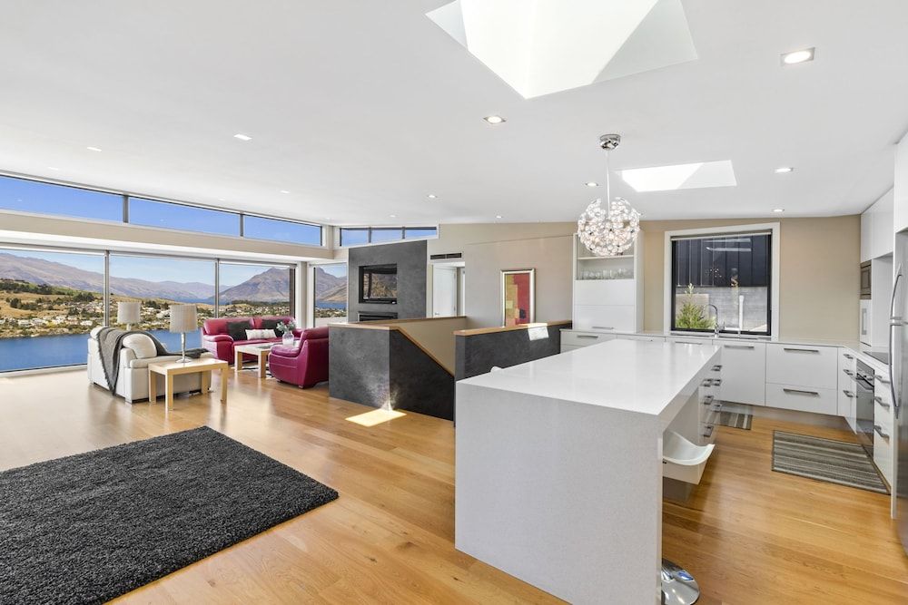 undefined Villa On Saint Marks 9