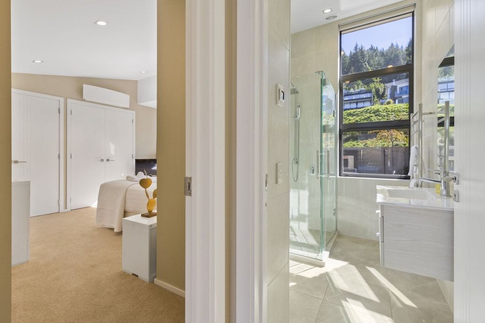 undefined Villa On Saint Marks 3