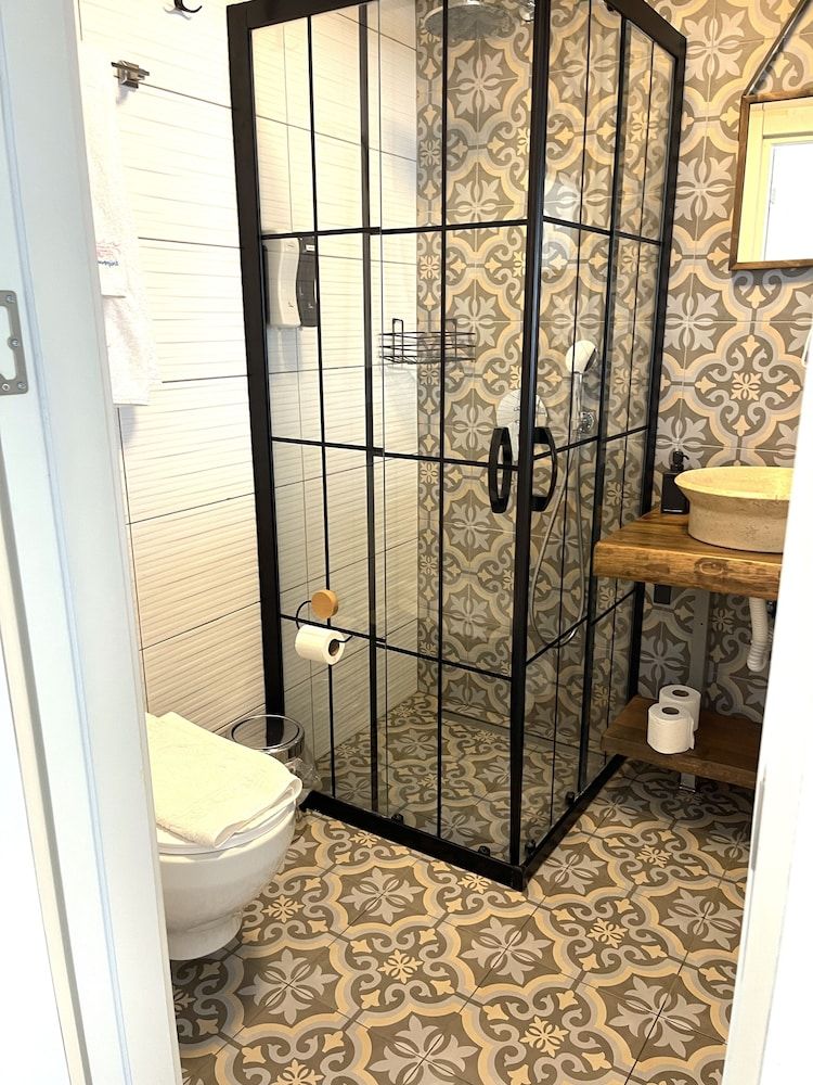 Liman Hotel Gumusluk- Adult Only Standard Double Room, 1 Queen Bed, Non Smoking, Ensuite 5