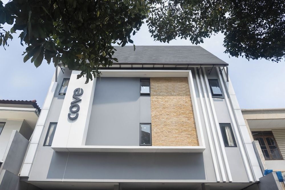 undefined Cove Urooms Panglima Polim 2