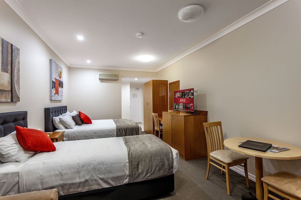 Eastgate on the Range Motel Queen Single Room (Triple)