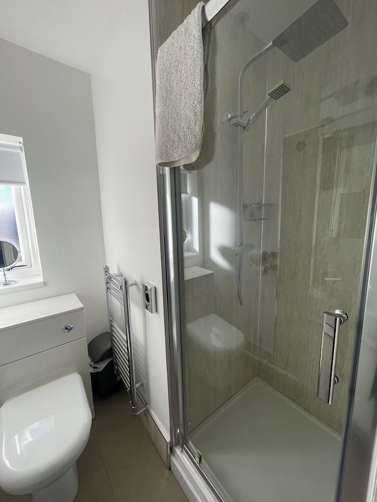 The Bell Guest House Studio-Ensuite with Shower-The Courtyard studio 3