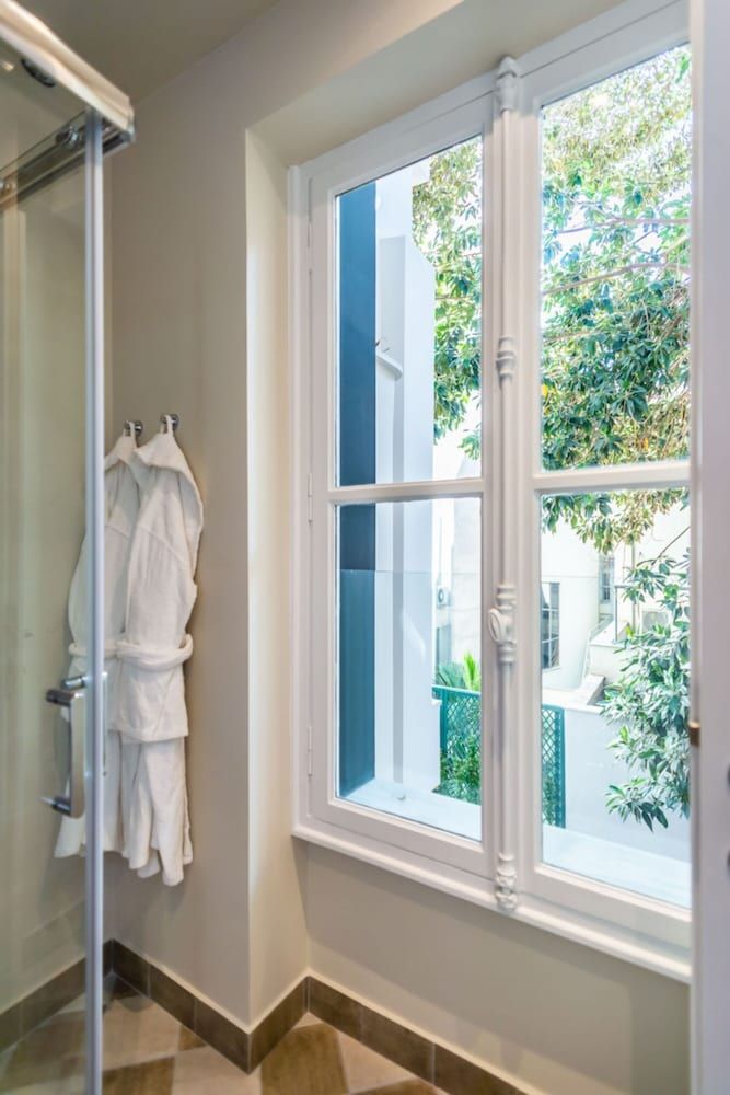 33 Solonos Suites Standard Suite, Balcony 11