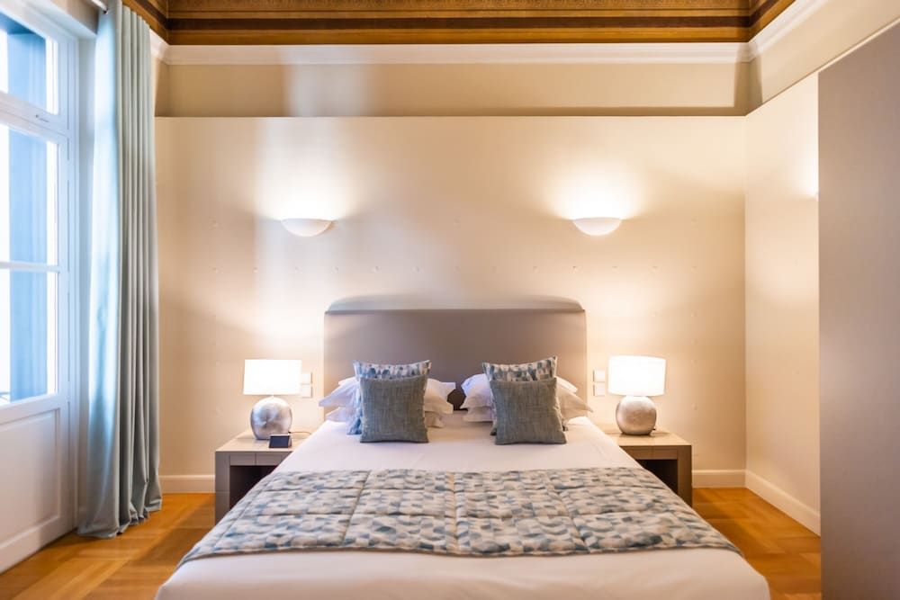 33 Solonos Suites Standard Suite, Balcony 2