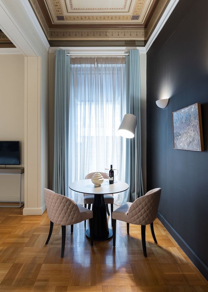 33 Solonos Suites Superior Room, 1 Queen Bed 13