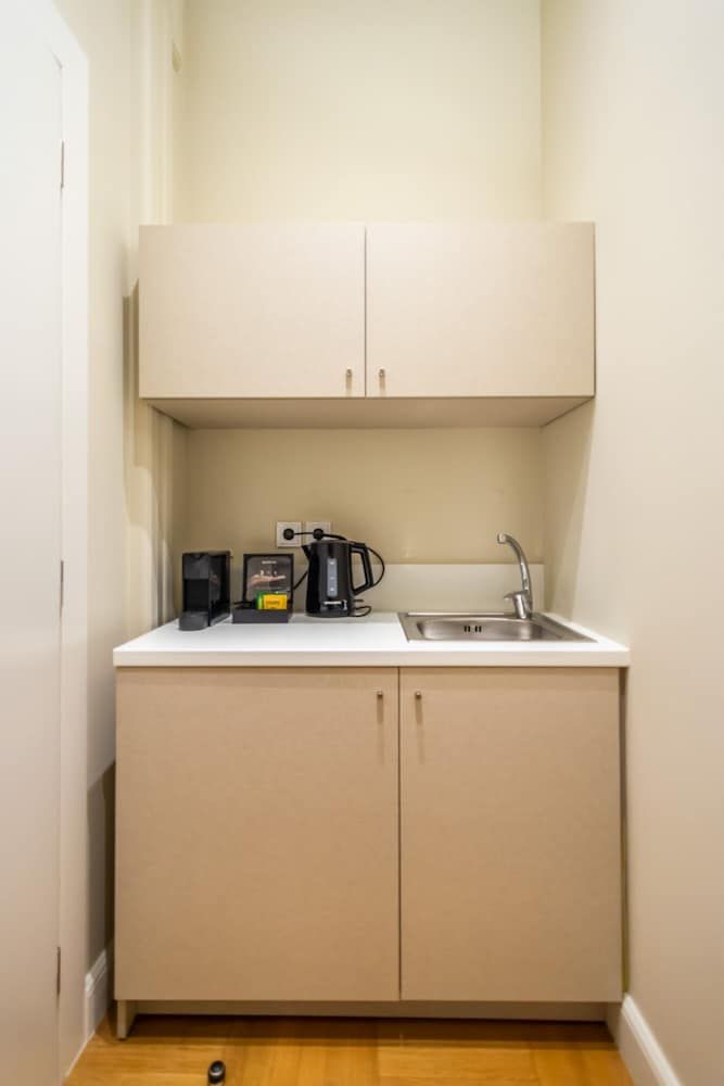 33 Solonos Suites Standard Suite, Balcony 15