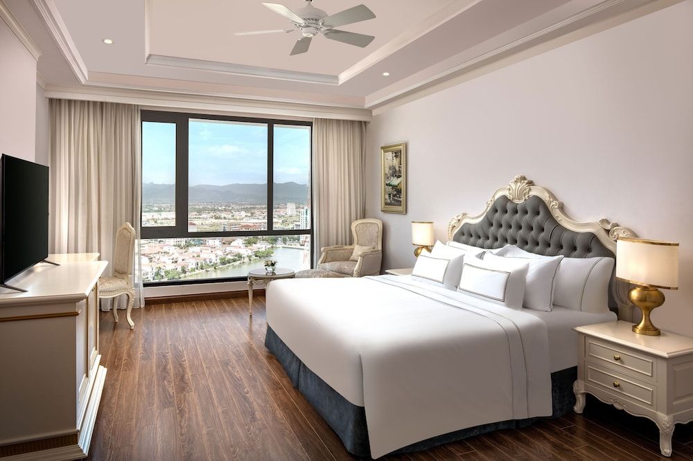 Melia Vinpearl Quang Binh Deluxe City View (2+1)