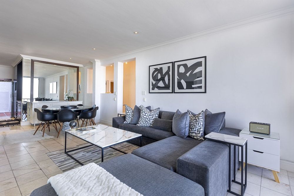 Clifton YOLO Spaces – Clifton Beachfront Apartments Clifton YOLO Spaces Clifton Beachfront Magic 13