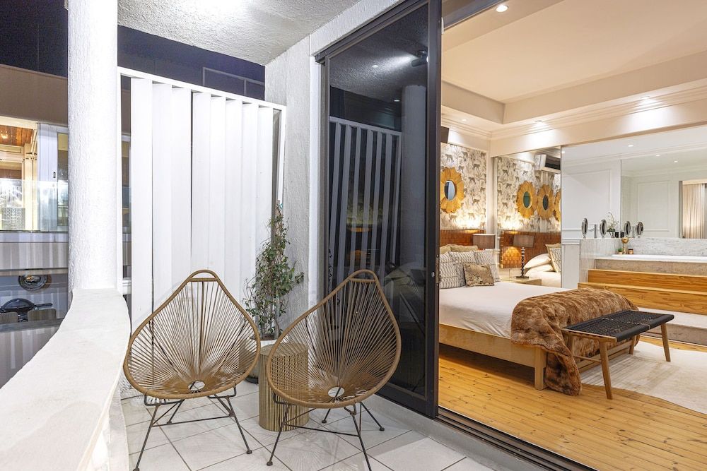 Clifton YOLO Spaces – Clifton Beachfront Apartments Clifton YOLO Spaces Clifton Beachfront Dream 14