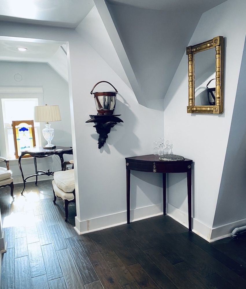 1000 Islands B&B – The Bulloch House King George VI, 1 King Bed, Non Smoking 13