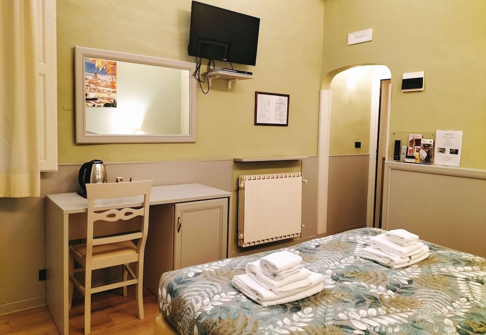 undefined Hotel Camilla 9