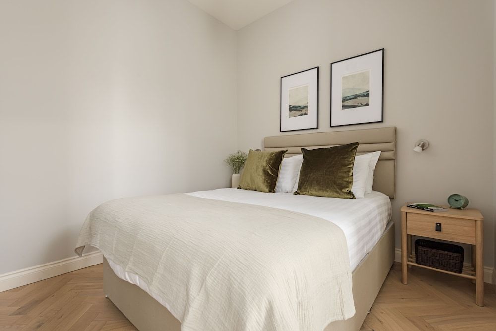 Museum Apartments Deluxe Apartment, City View