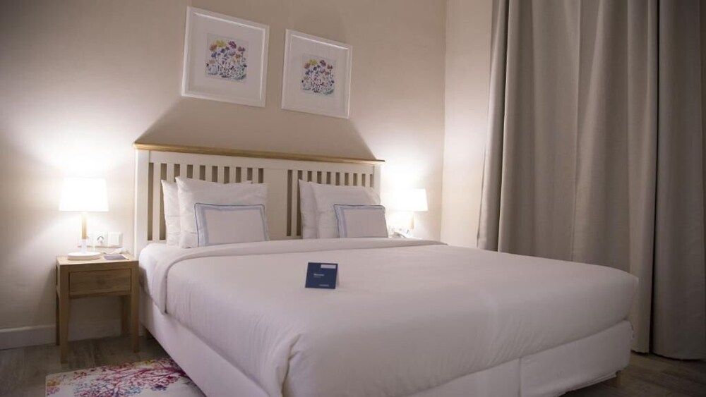 The Best Centric Comfort Suite 2