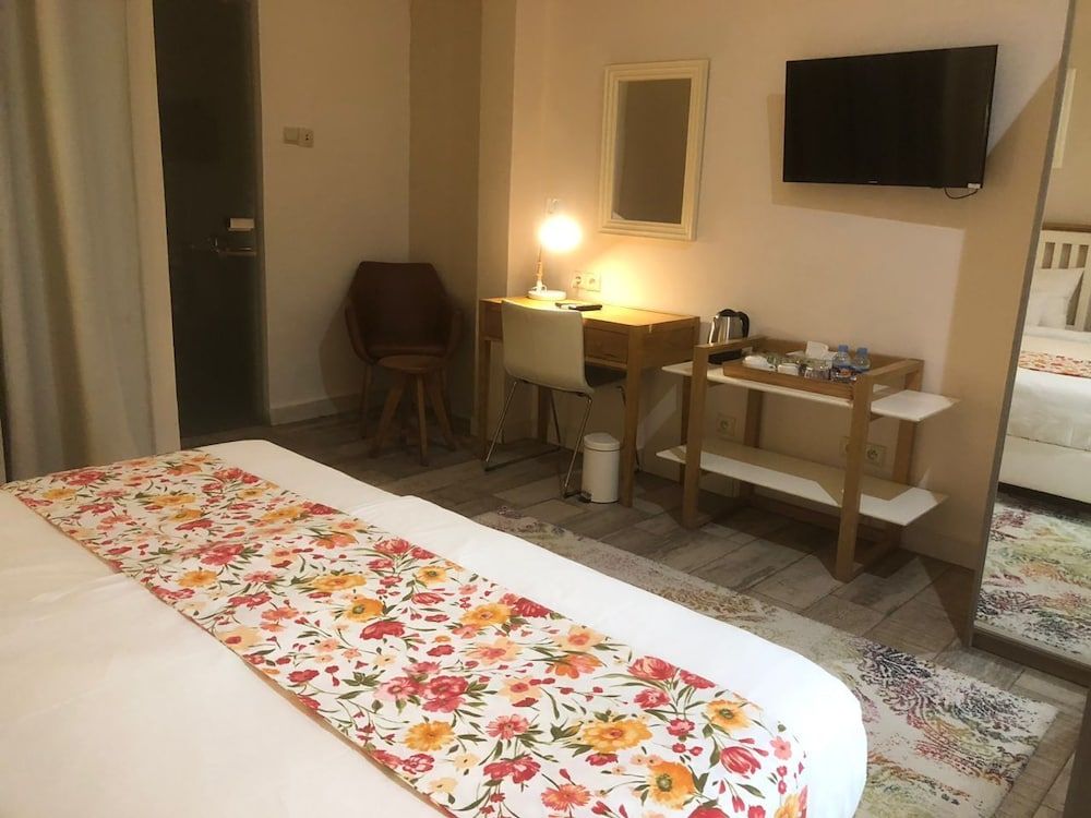 The Best Centric Deluxe Double Room 6