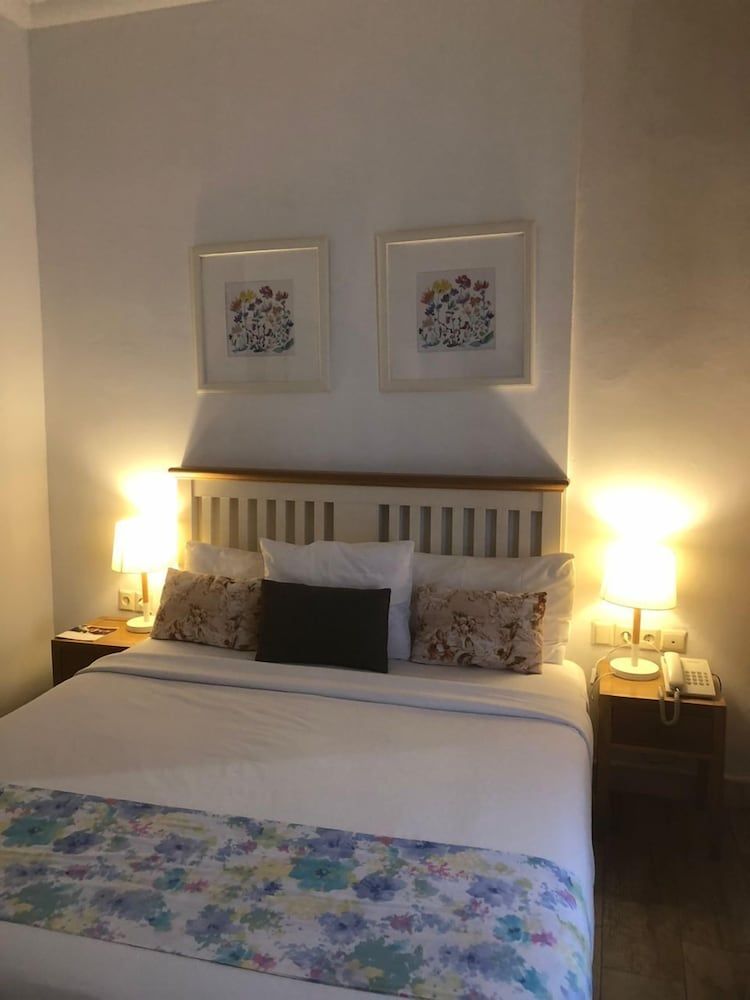 The Best Centric Deluxe Double Room 3