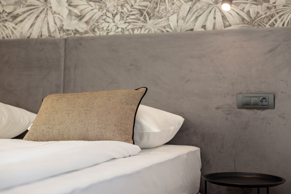 Pansion Amigos Double Room, Sea View 3