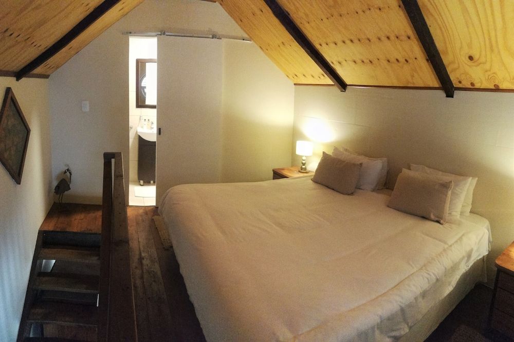 Newlands Guest House Deluxe Double Room, Ensuite 4