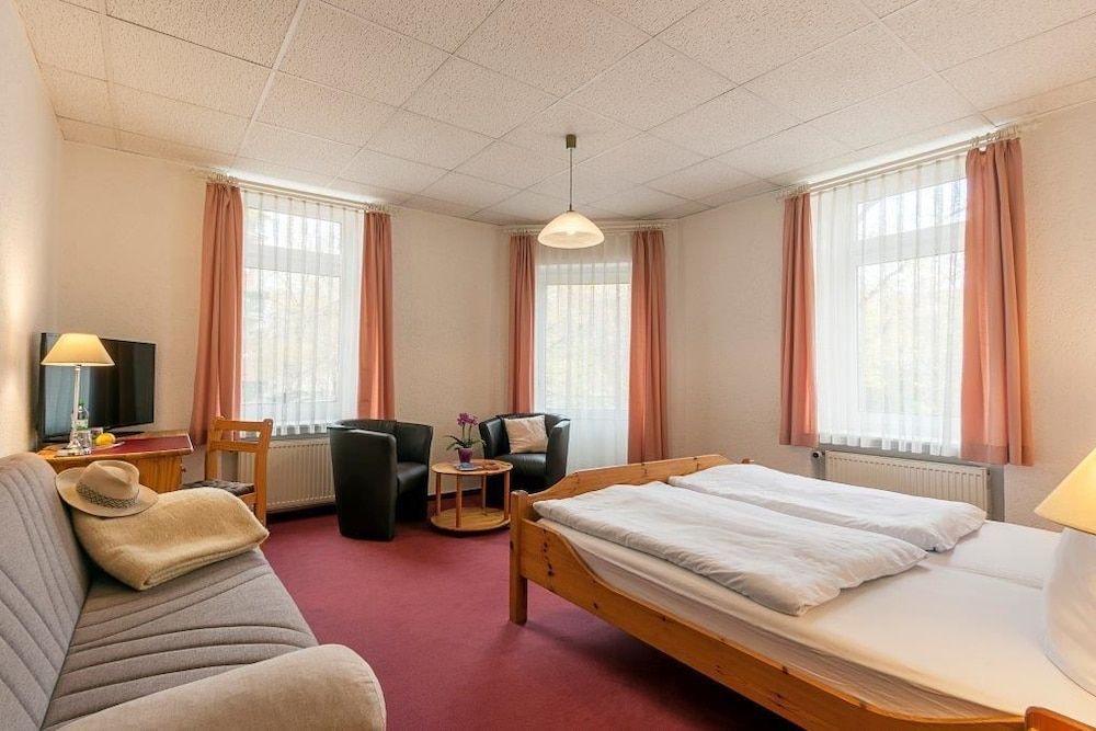 undefined Hotel Burgk 2