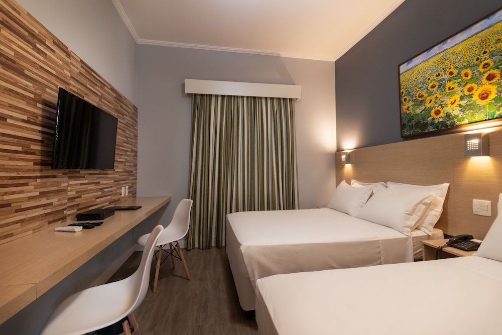 Hotel KK Deluxe Twin Room 3