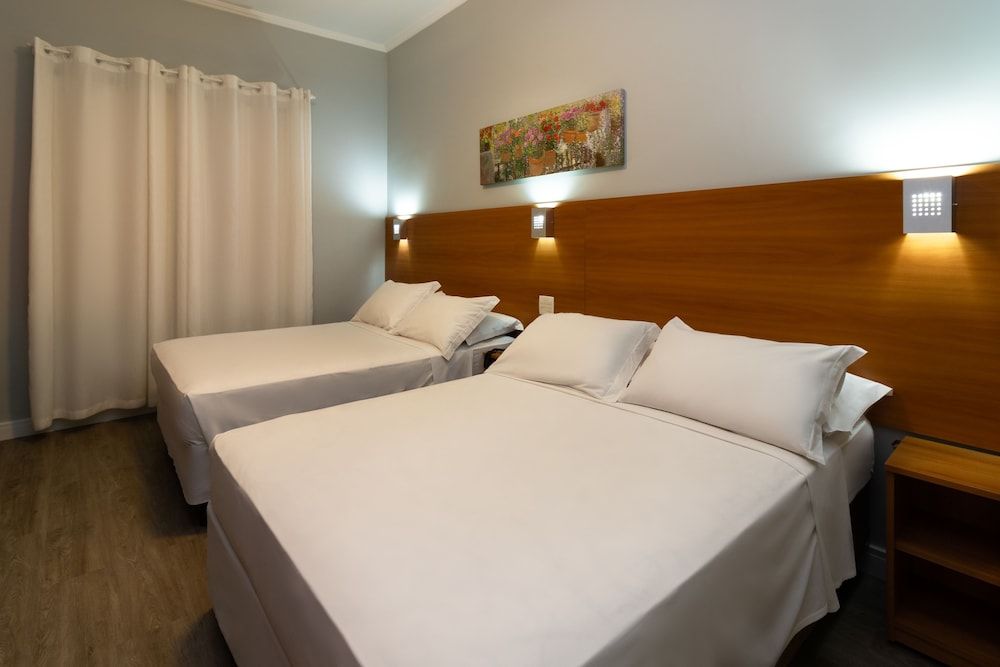 Hotel KK Deluxe Twin Room 6