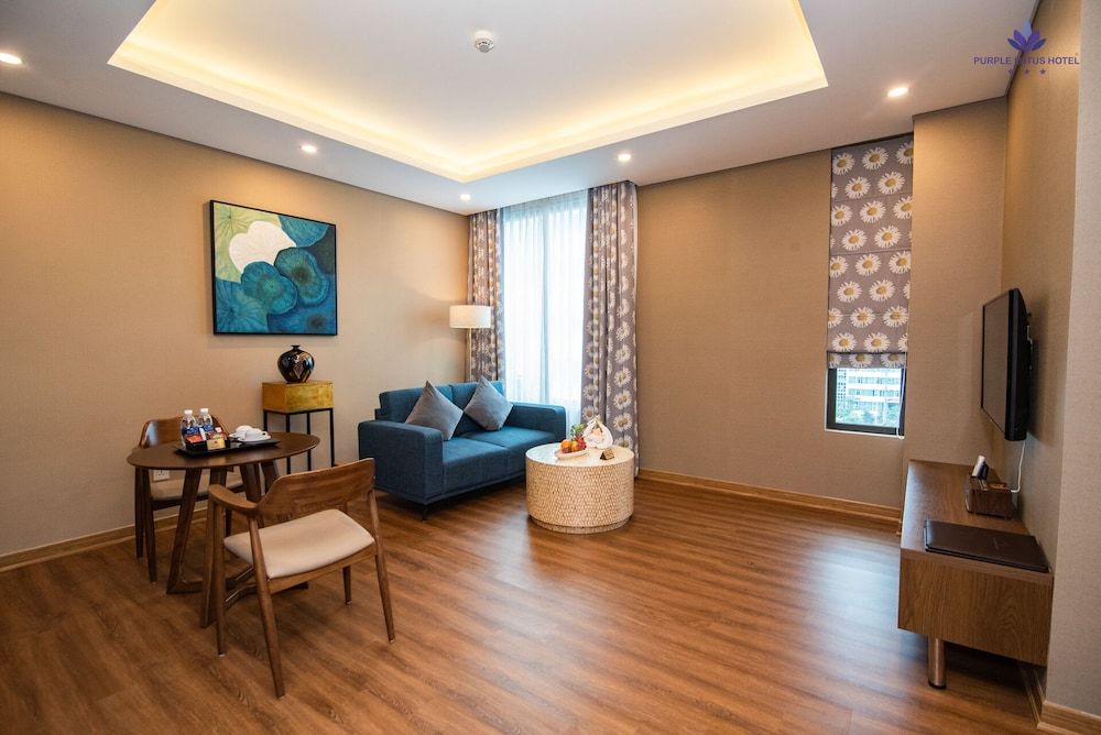 Purple Lotus Hotel Executive Apartment 7