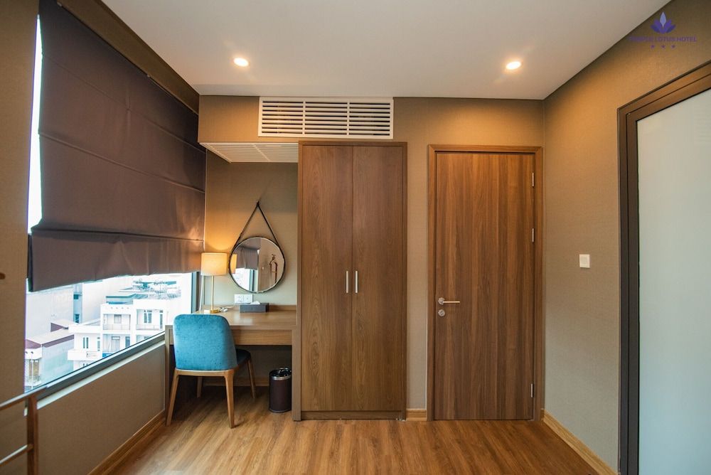 Purple Lotus Hotel Executive Apartment 4