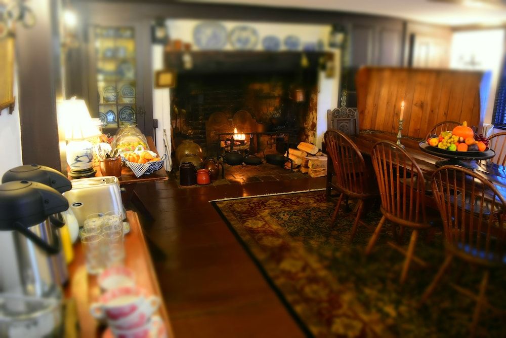 Daniels House Inn