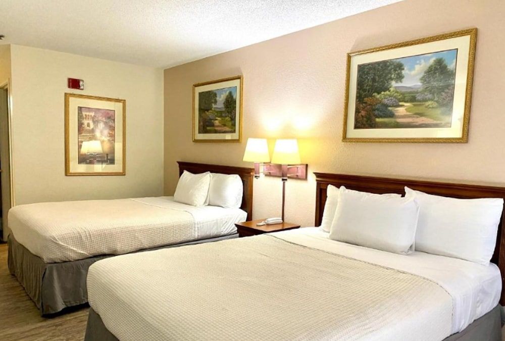 Standard Room, 2 Queen Beds, Non Smoking