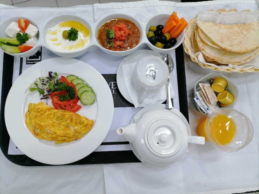 undefined The Jewel Hotel 9