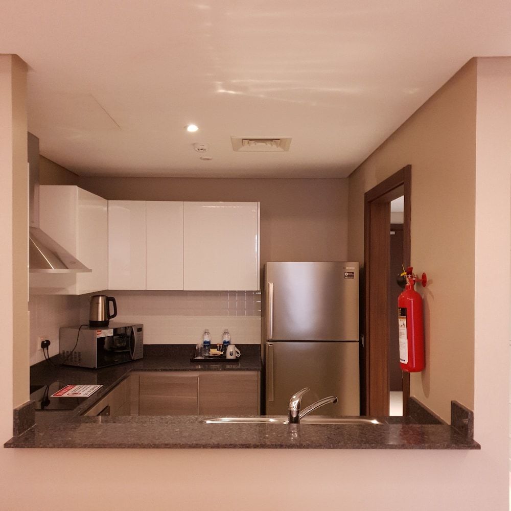 The Jewel Hotel Executive Suite, 2 Bedrooms 4