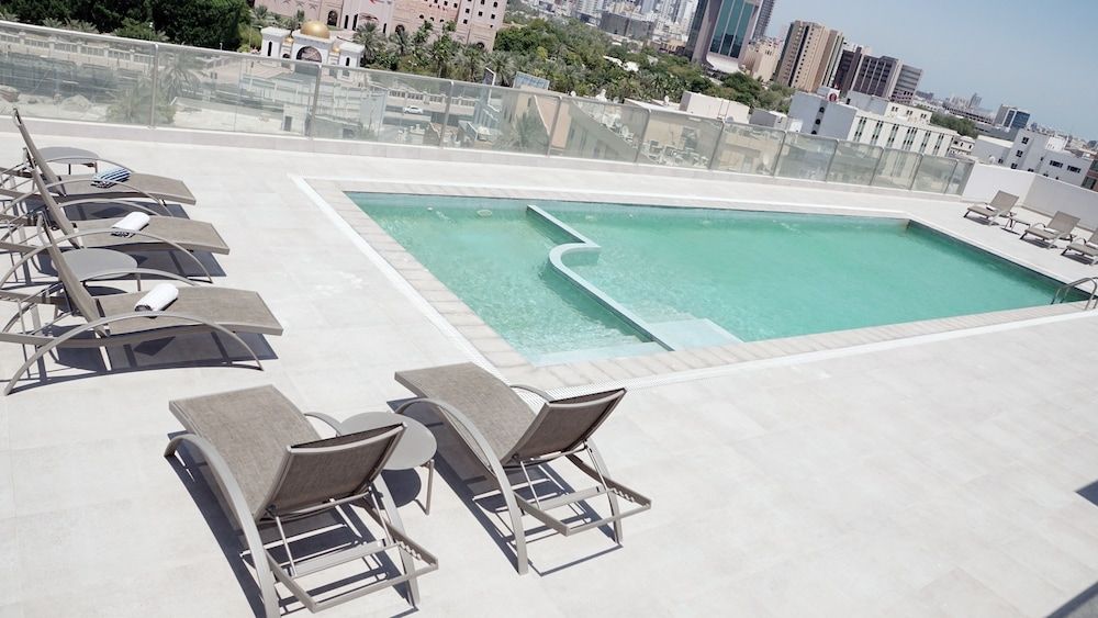 undefined The Jewel Hotel 9