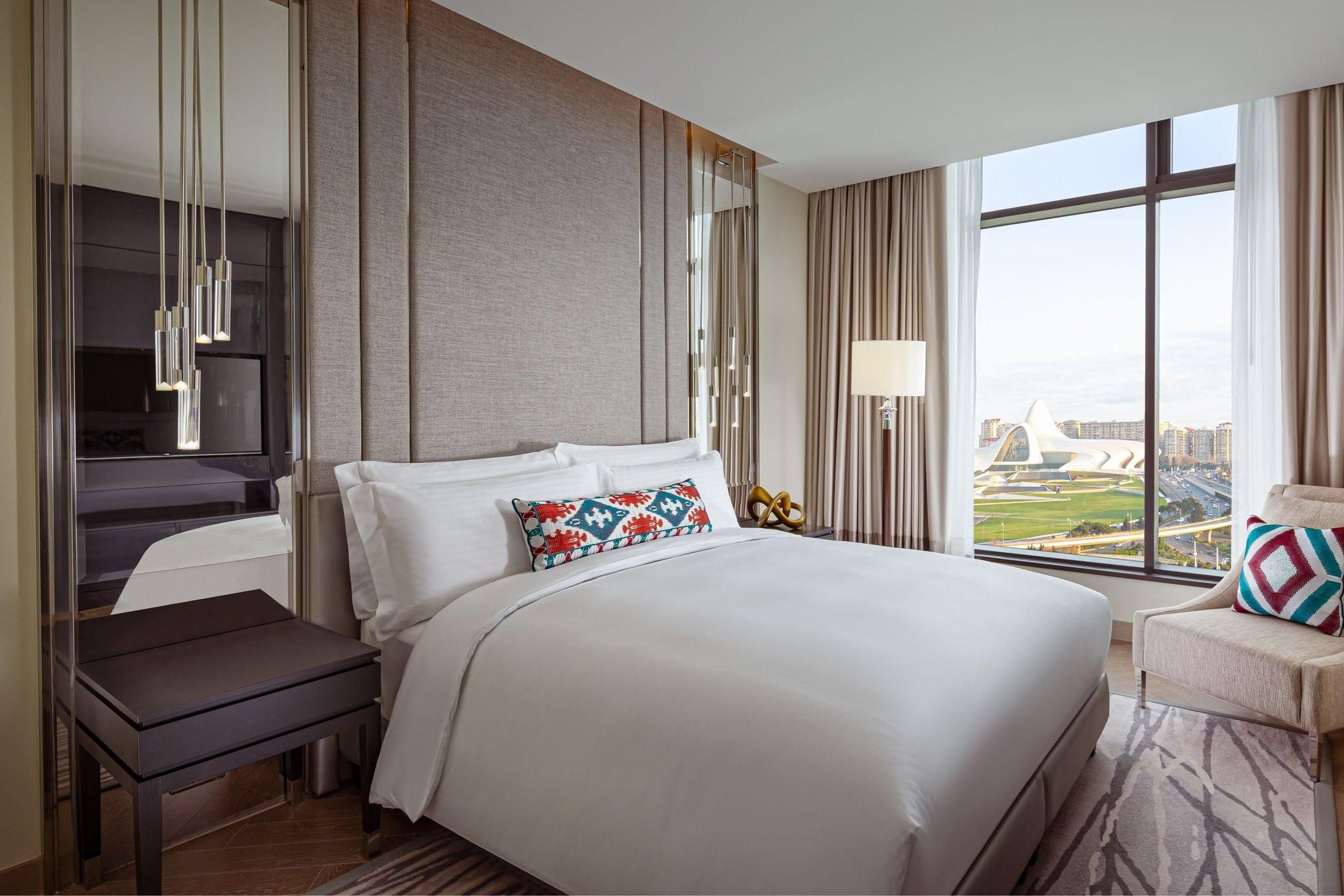 3 Bedroom Apartment, Bedroom 1: 1 King, Bedroom 2: 1 King, Bedroom 3: 1 King