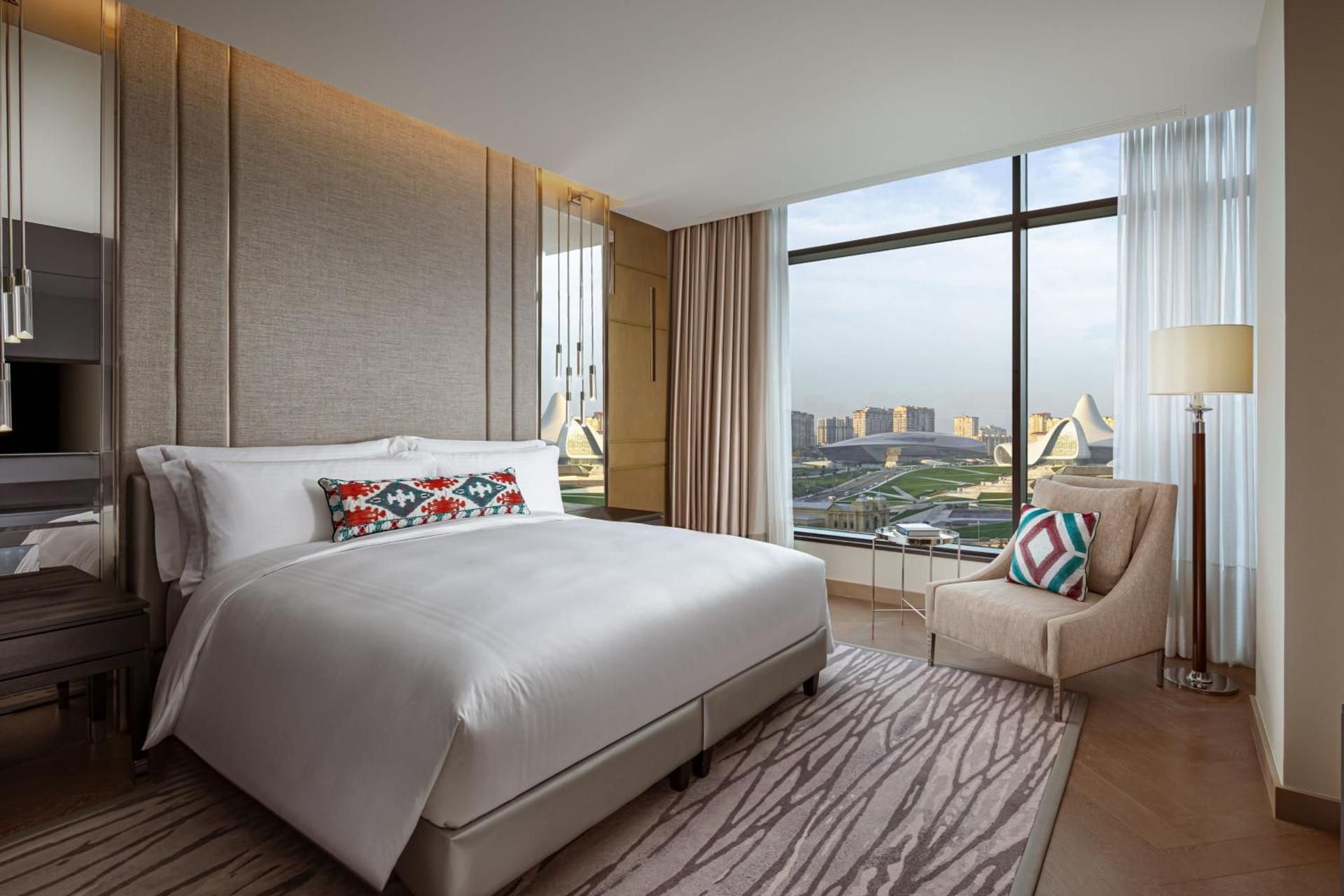 2 Bedroom Apartment, Bedroom 1: 1 King, Bedroom 2: 1 King