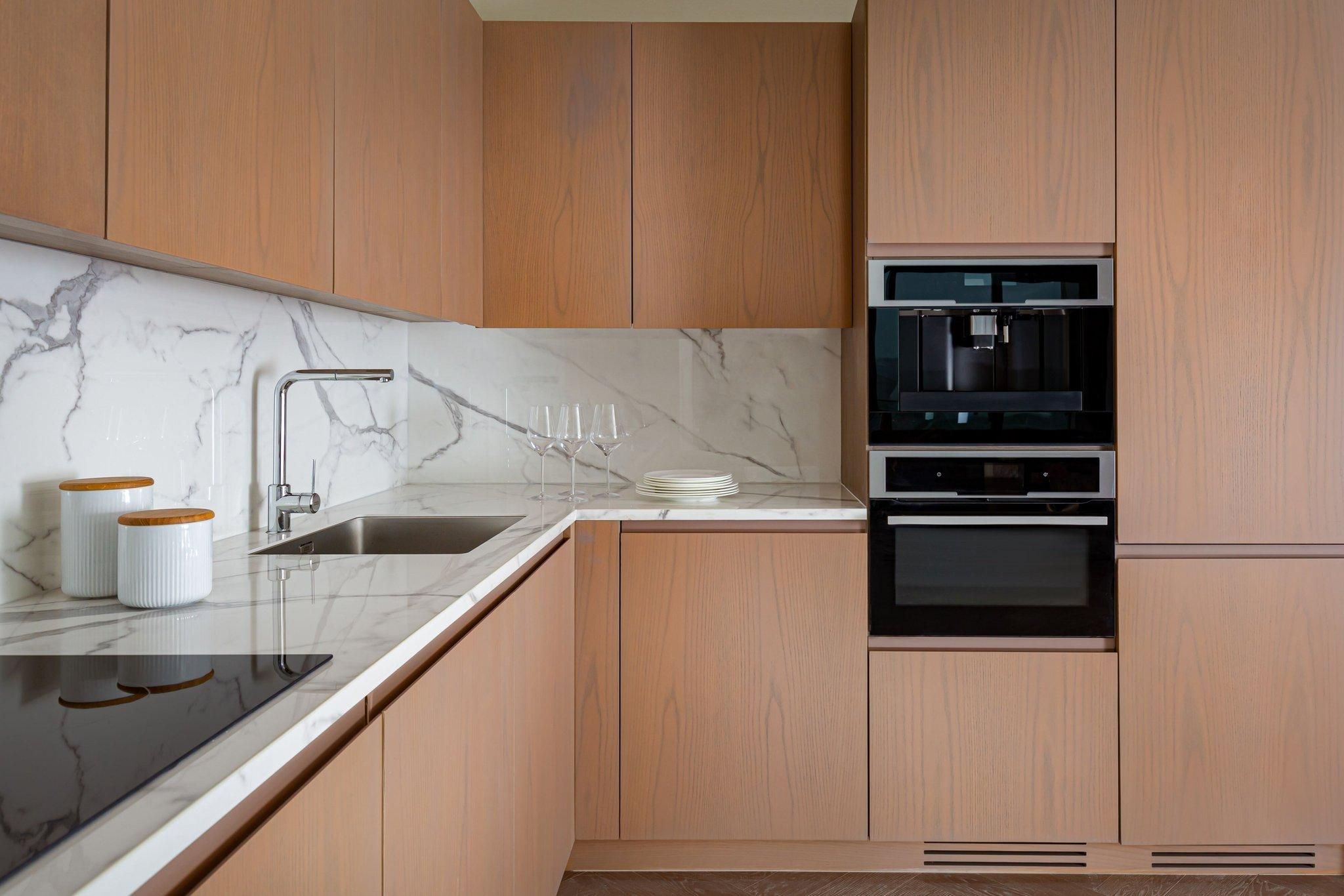 2 Bedroom Apartment, Bedroom 1: 1 King, Bedroom 2: 1 King