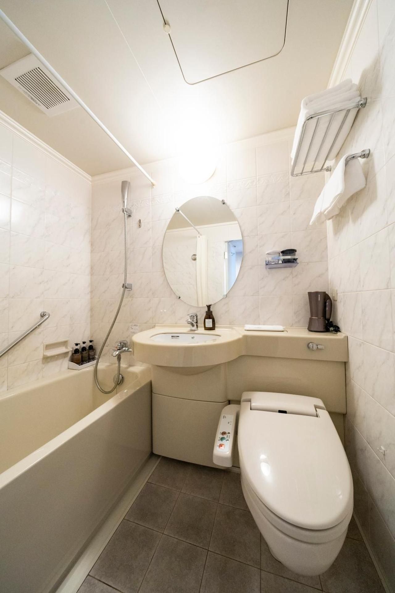 KOKO HOTEL Nagoya Sakae Comfort Double Room for 2 People - Non-Smoking 3