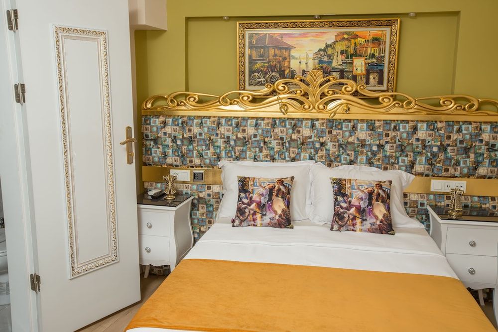 Atlantis Royal Hotel Economy Room