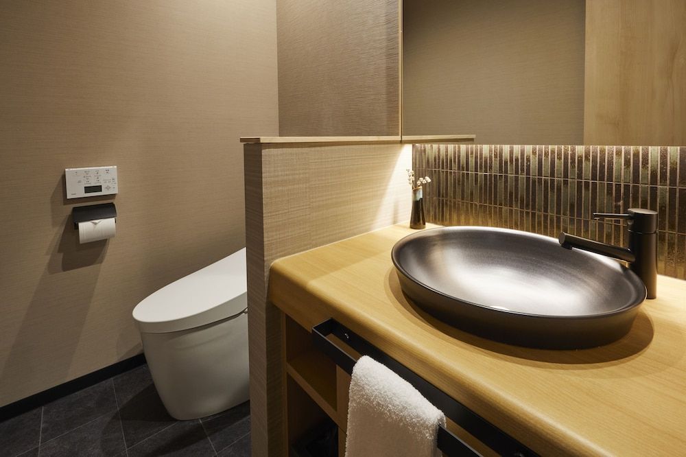 Rinn Shirakawa South Deluxe Twin Room 8