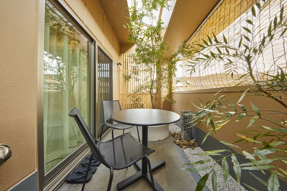 Rinn Shirakawa South Deluxe Twin Room 7