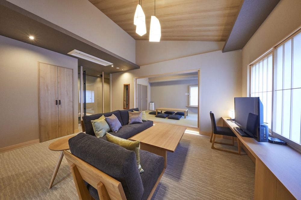 Rinn Shirakawa South Deluxe Twin Room 13