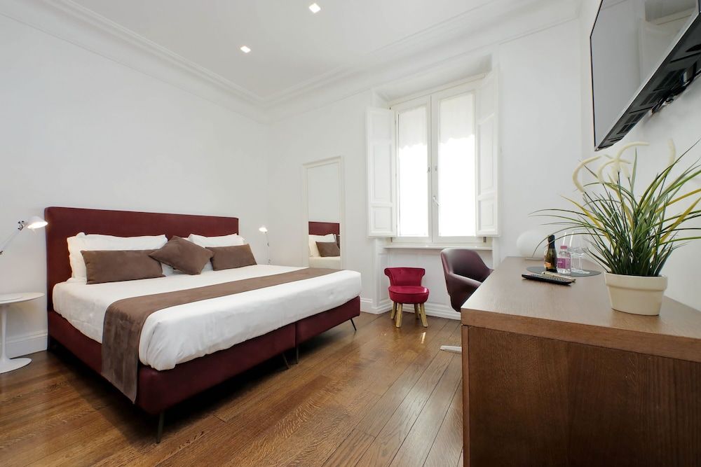 undefined Youroom Carrozze 3