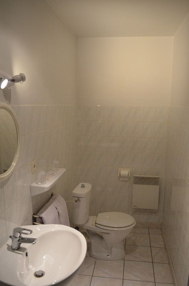 Hotel le royal Twin Room 5