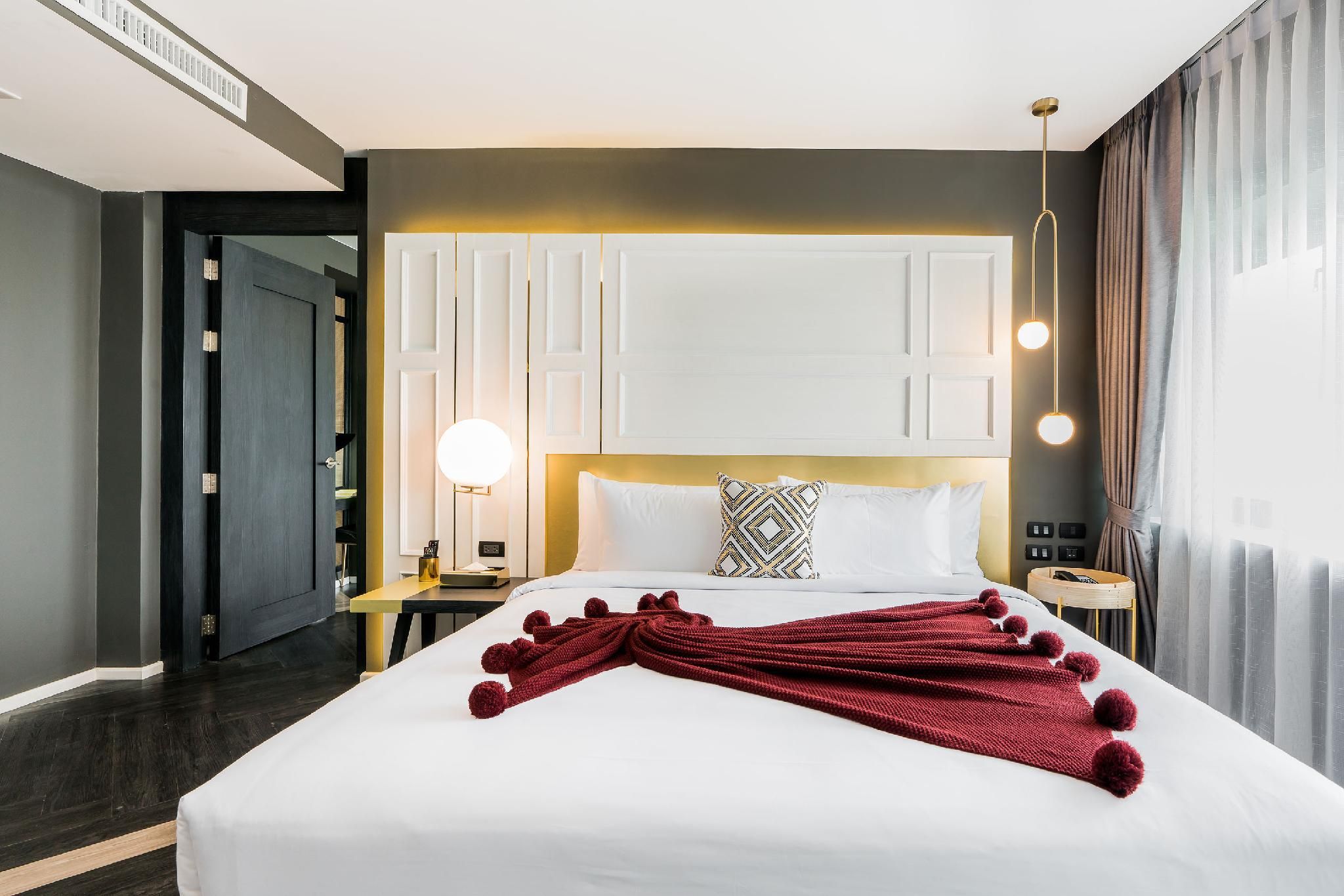 undefined Scene Bangkok Noi 10