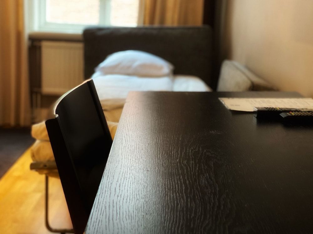 Dialog Hotel Villan Standard Triple Room 6